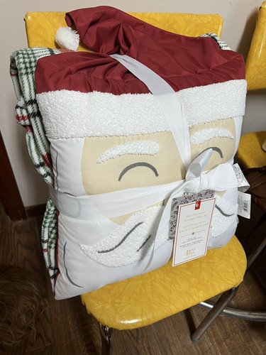 NWT 2pc Set Decorative Santa Pillow 16x16” & Red Green White Plaid Throw 50”x70” - 第 1/9 張圖片