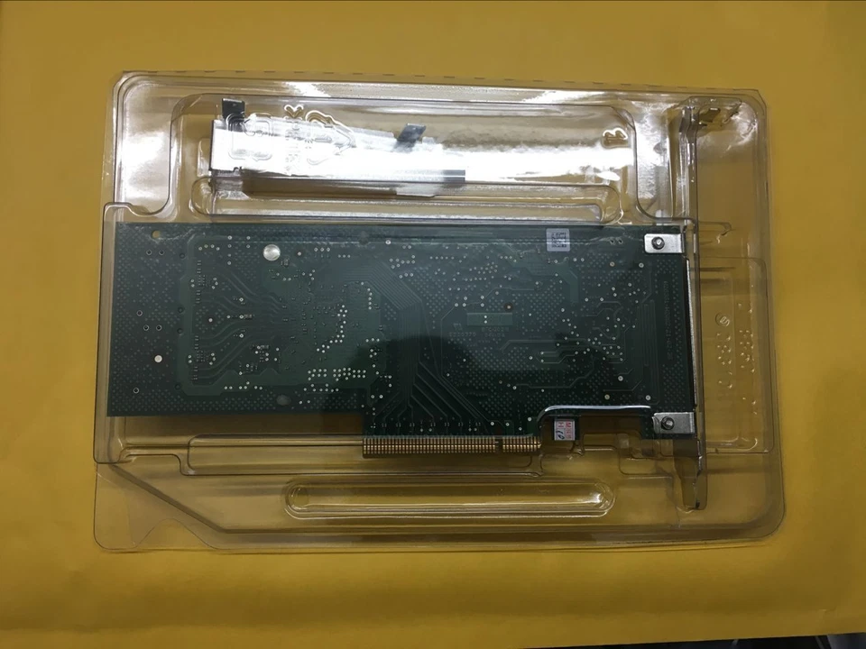 Fujitsu D2607-A21 6Gbps SAS HBA = LSI 9211-8i FW:P20 IT Mode ZFS FreeNAS unRAID - Bild 3 von 3