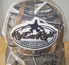 Rig ‘em Right trucker hat Waterfowl camo realtree mesh hunting baseball cap