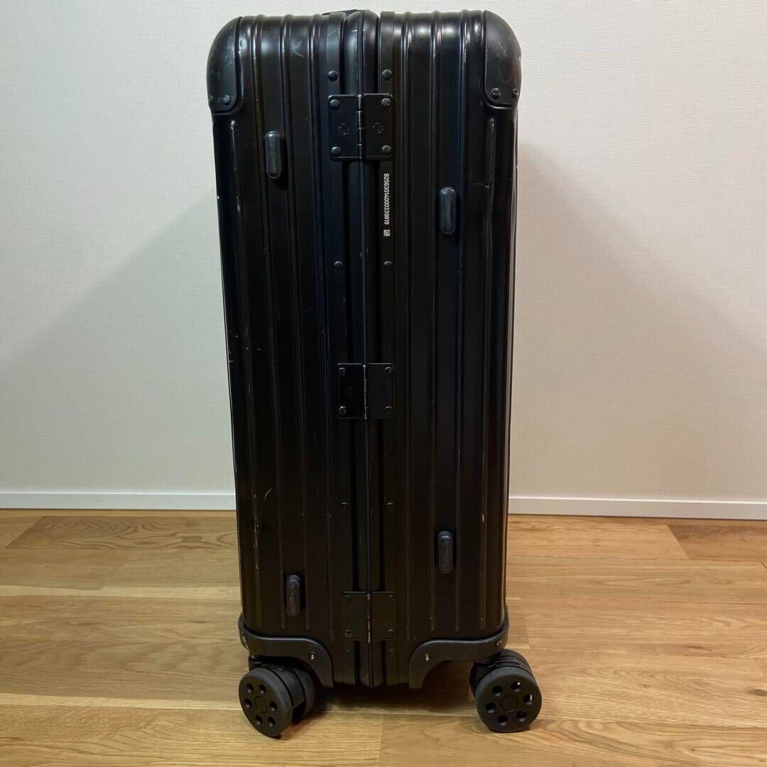 Rimowa Original Check in M 63L Black 4-wheels Carry Case Rimowa Original Check in M 63L Black 4-wheels Carry Case