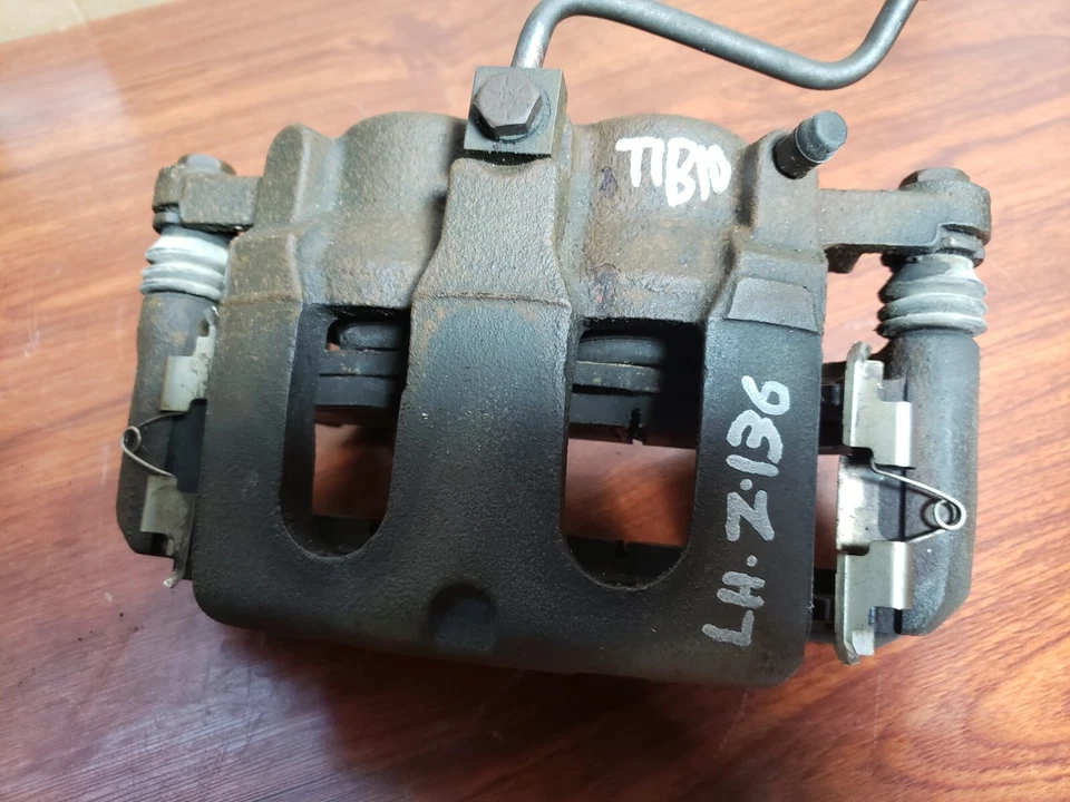 Pinza de freno delantera izquierda Lincoln MKT 2010-2012 OEM 3,7 L Foto 2 de 4