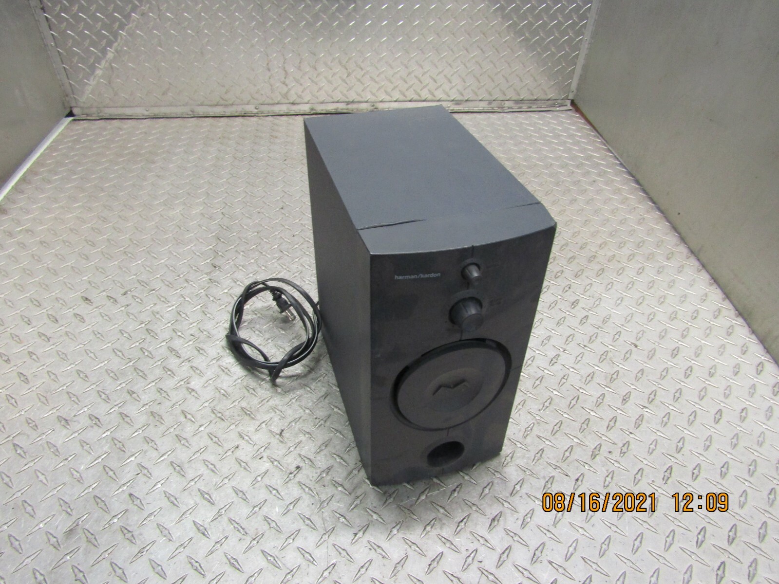 Harman Kardon Multimedia Subwoofer Model HK395 30Watts Power Subwoofer