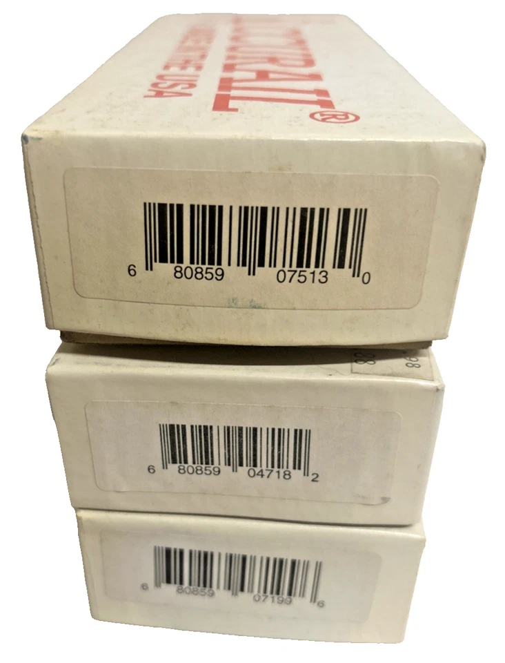 Lot 3 Accurail HO Scale Stock Cars Including KCS AAR Triple Hopper # 7513 in Box - Image 4 of 4