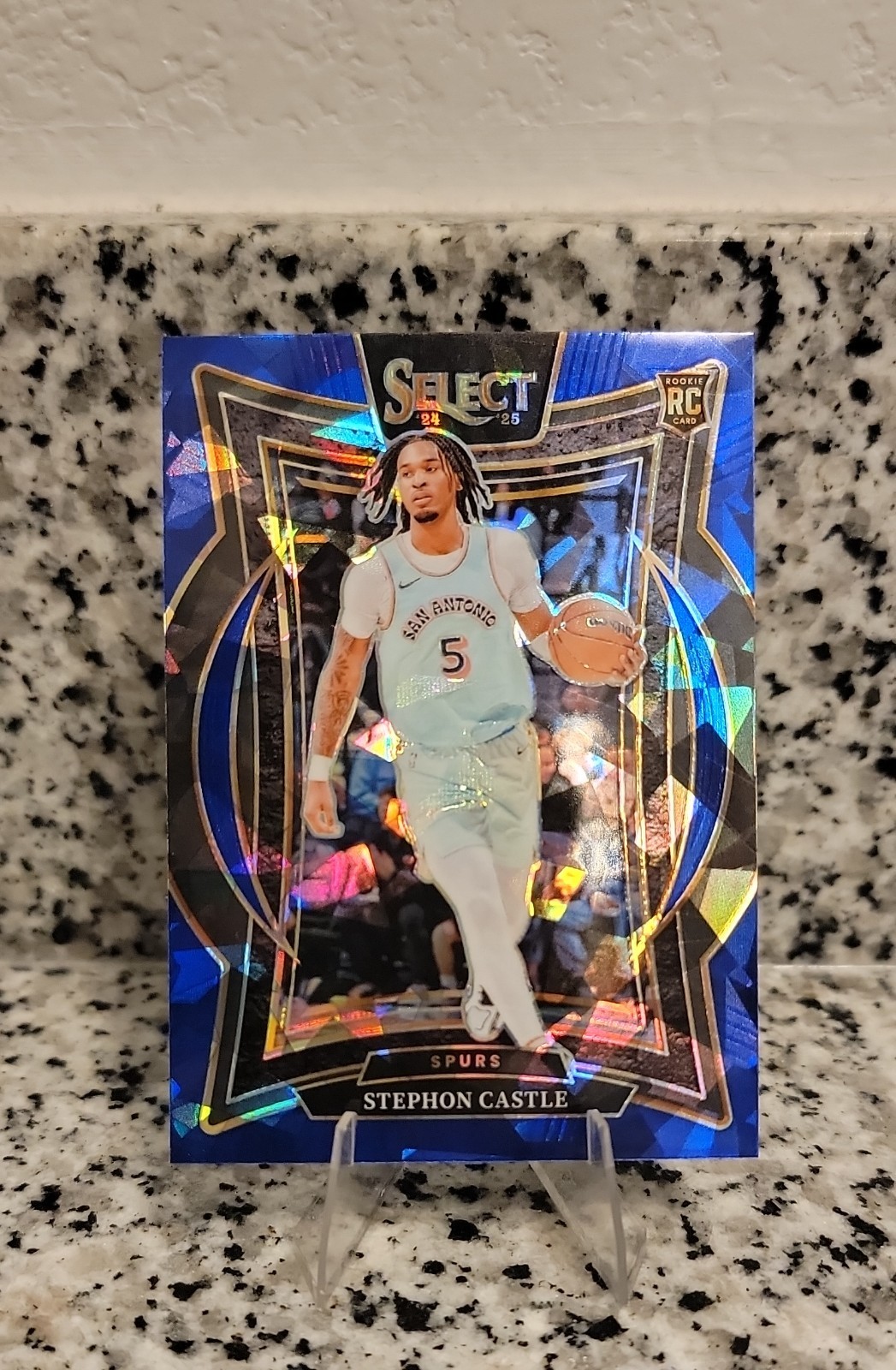 2024-25 Panini Select - Concourse Stephon Castle #72 Blue Cracked Ice Prizm (RC)
