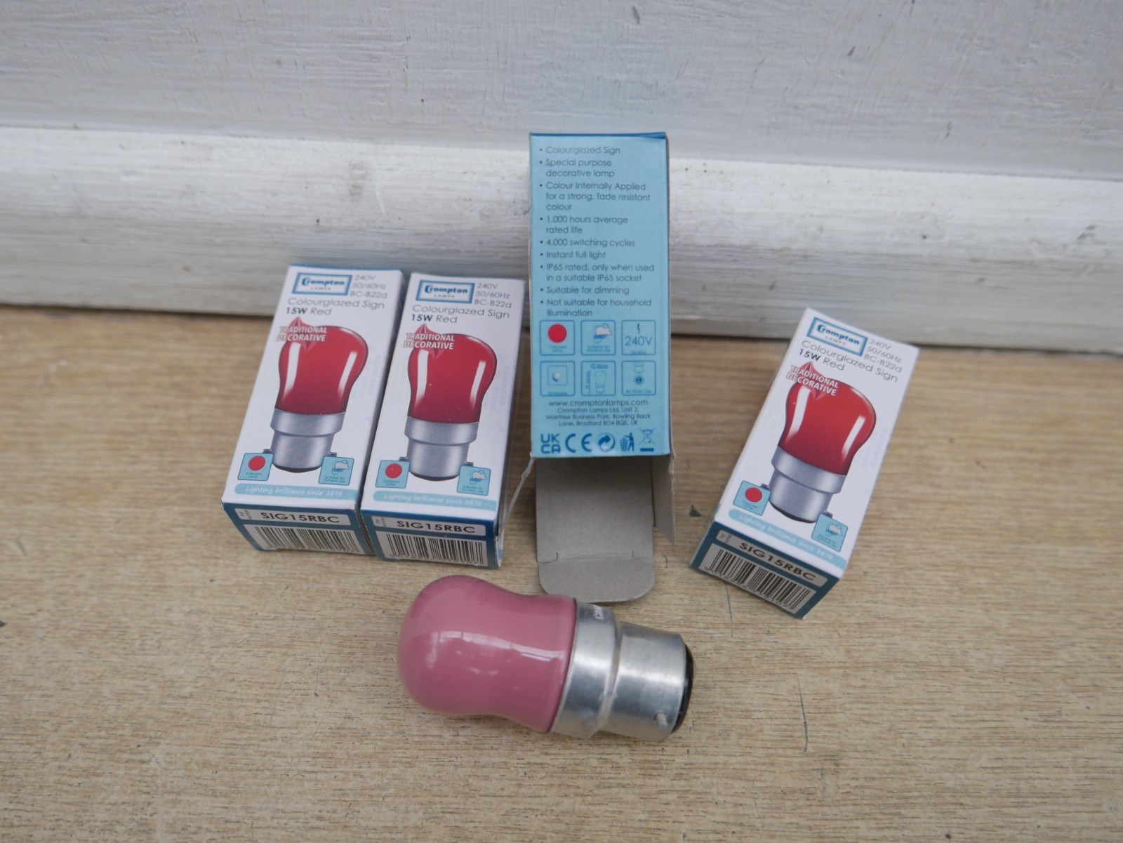 4 X CROMPTON RED 15 WATT BC PYGMY BULBS