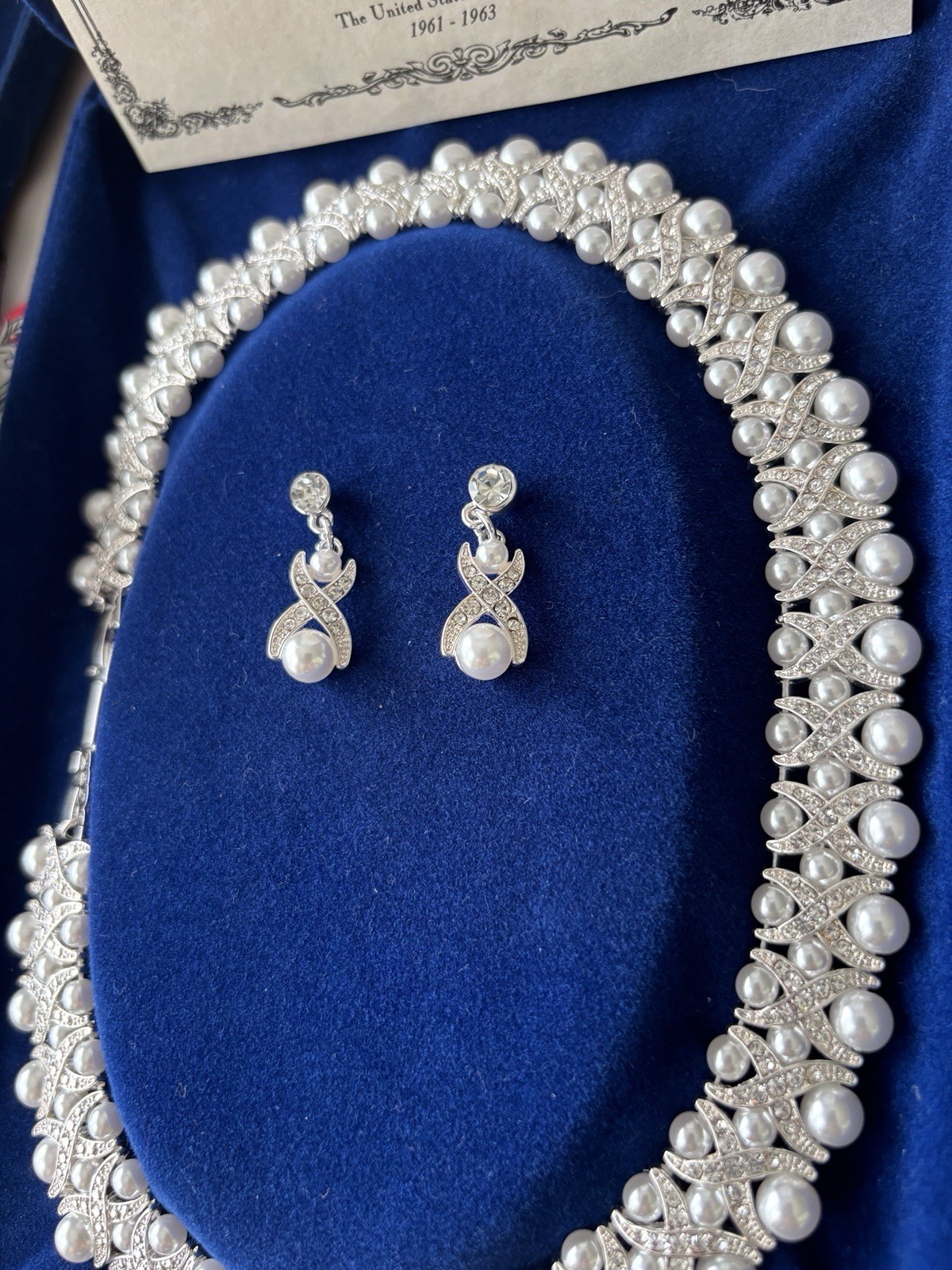 CAMROSE & KROSS JACQUELINE JBK PEARL CRYSTAL NECKLACE BRACELET EARRING SET,COA