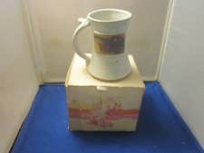Tazza ceramica Walt Disney World Village bianca fatta a mano villaggio ceramica in scatola 1308