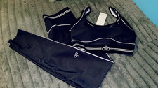 Set Yoga Women's 2-Piece Set S Black/White Sports Bra Leggings Stripe