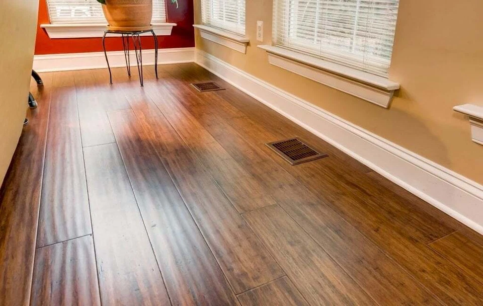 Pieza de muestra de 8" - Ambient® almendra tostada envejecida XtraWide Click Foto 4 de 4