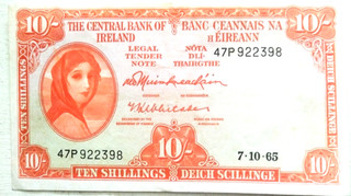 IRELANDE République 10 Shillings 7/10/1965 Pick 62 SUP (Côte UNC 100$)