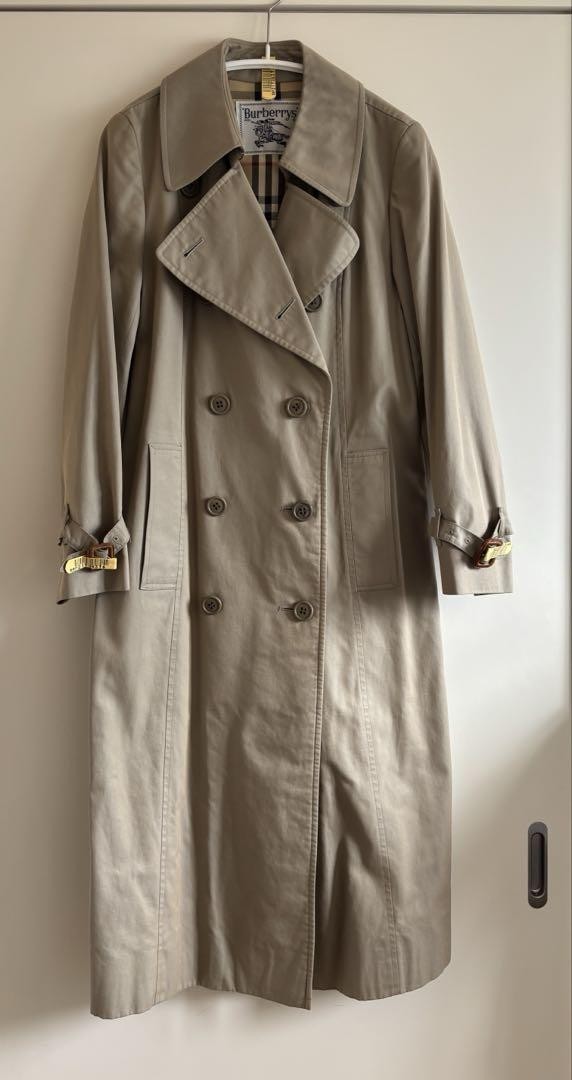 Burberry Beige Classic Trench Coat Beltless Design