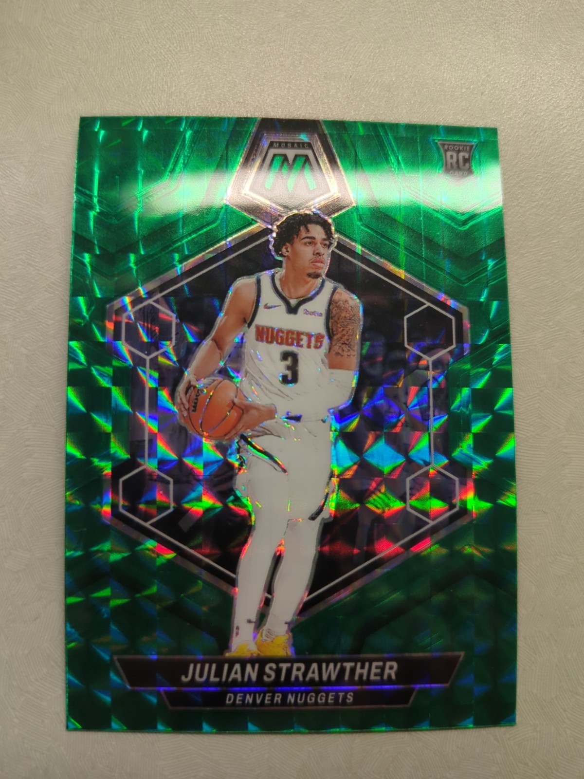 2023-24 Panini Mosaic - Rookies Julian Strawther #214 Green Mosaic Prizm (RC)