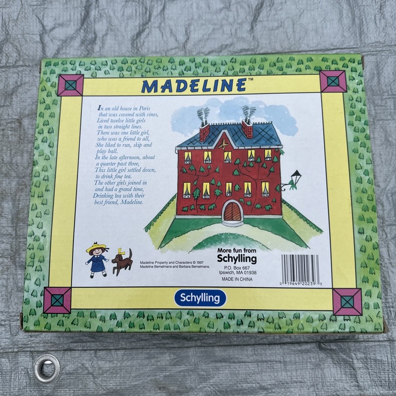 Vintage Madeline Porcelain 13 Piece Tea Set Doll House Tea Cups 1997