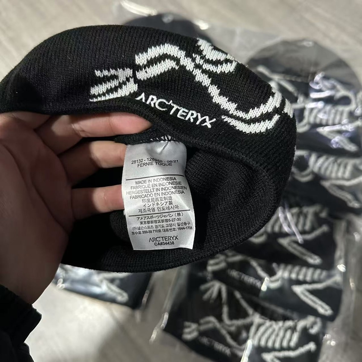 帽子 ARC'TERYX Bird Head Toque Orca Arc'teryx Bird Head Toque Orca / White | Parallel