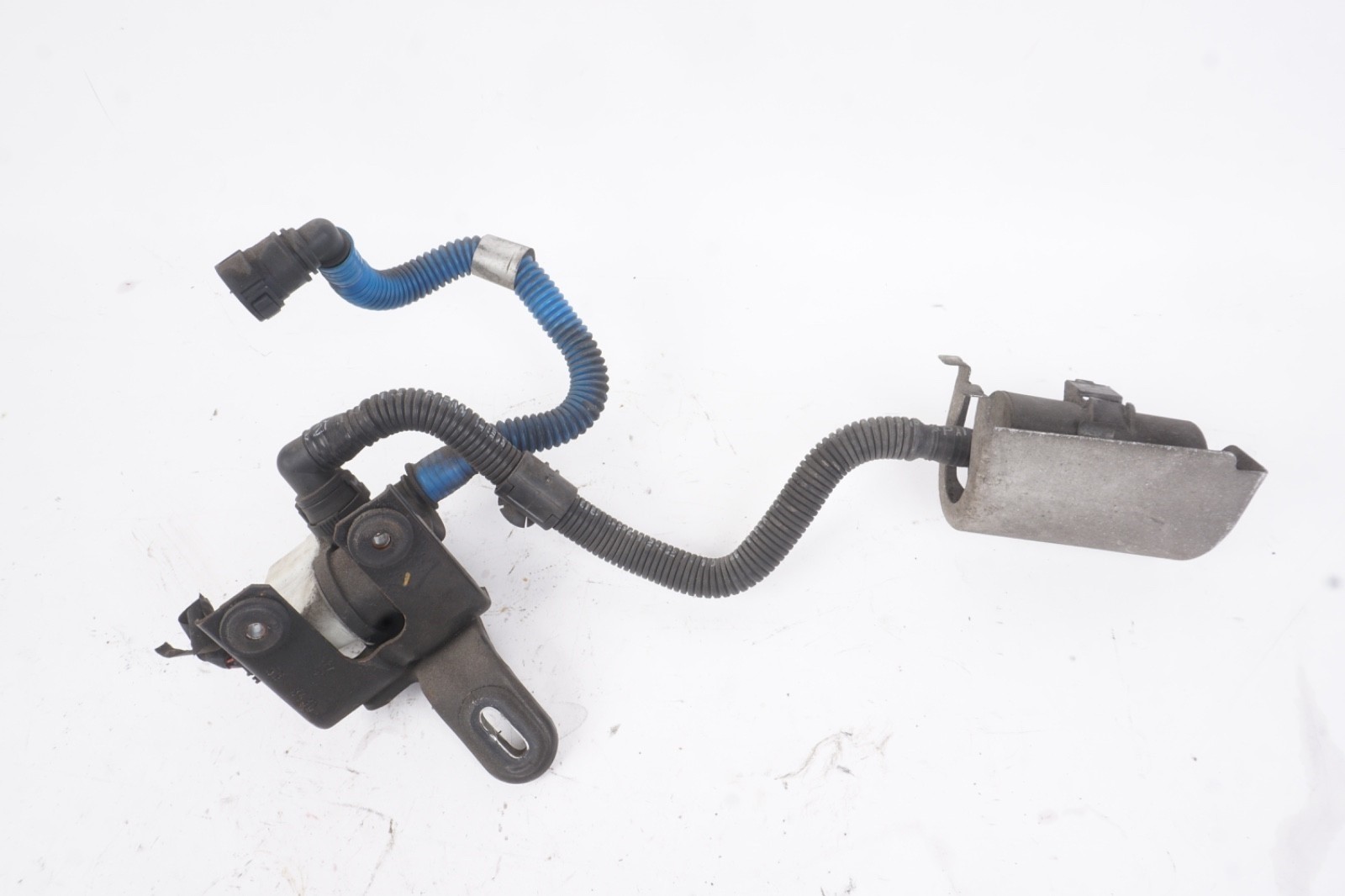2014 - 2020 Maserati Ghibli Fuel Pump Filter Screen Strainer OEM