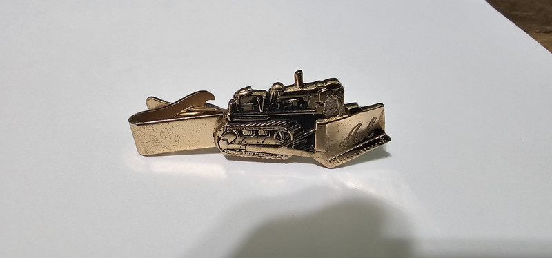 Gold Tone Bull Dozer 2 Inch Tie Clip