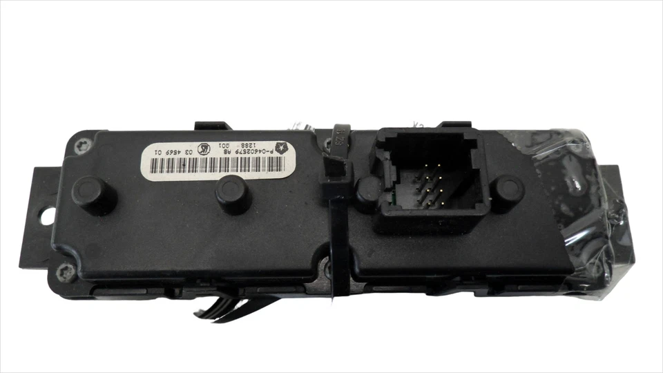 Dodge Grand Caravan 2008-2010 interruptor de puerta corredera eléctrico usado 4602579AB fabricante original Foto 2 de 4