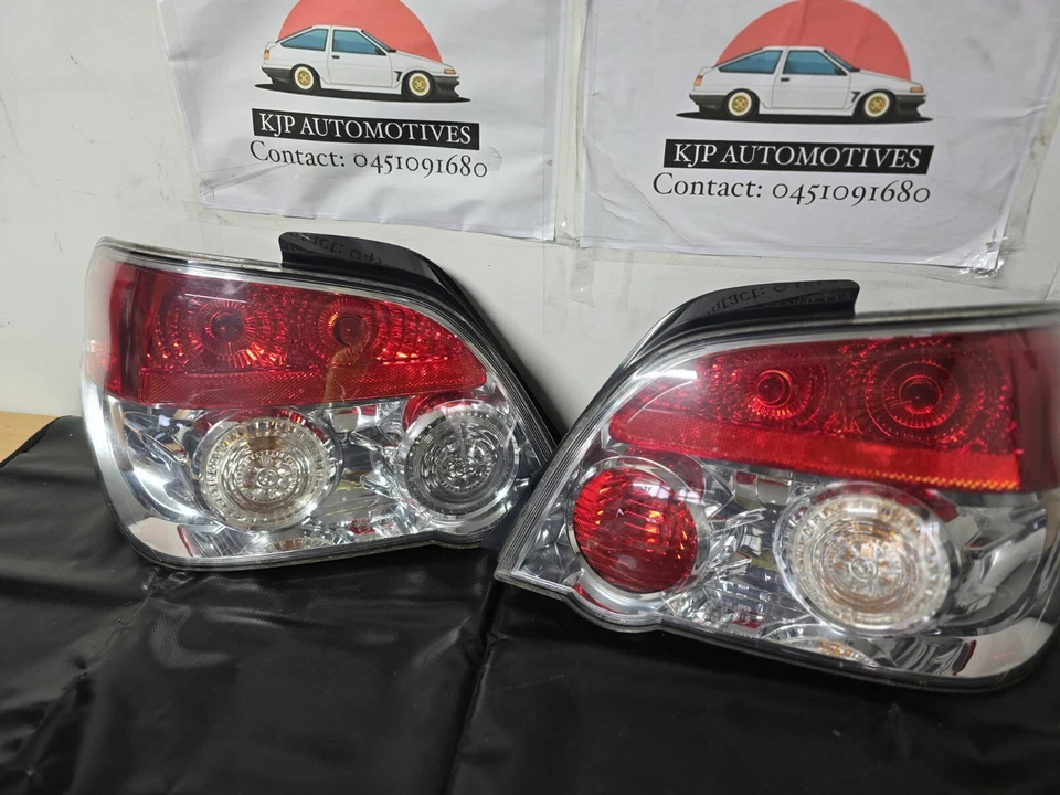 Subaru Impreza Hawkeye Taillights Clear  - image 2 of 4