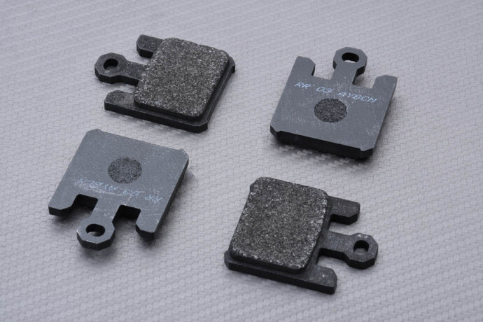 Jeu de plaquettes de frein avant PFC carbone 03 pour moto sportive Kawasaki 636