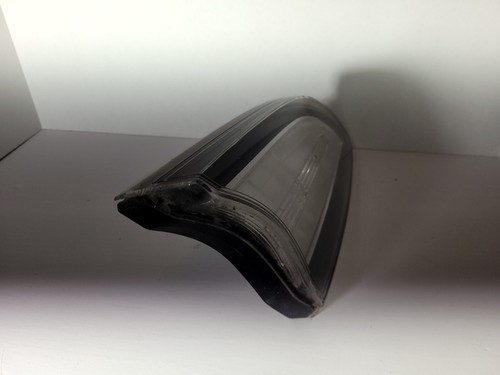 MAZDA 3 HATCHBACK 2010 -2013 Halogen Inner Tail Light Driver Left P8241L oem - Imagen 4 de 7