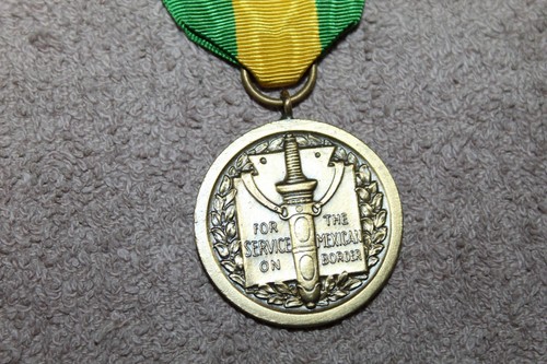 Pre WW1 U.S. Mexican Border Service Medal w/Full PB Ribbon, Post WW1 Era Strike - Picture 2 of 5