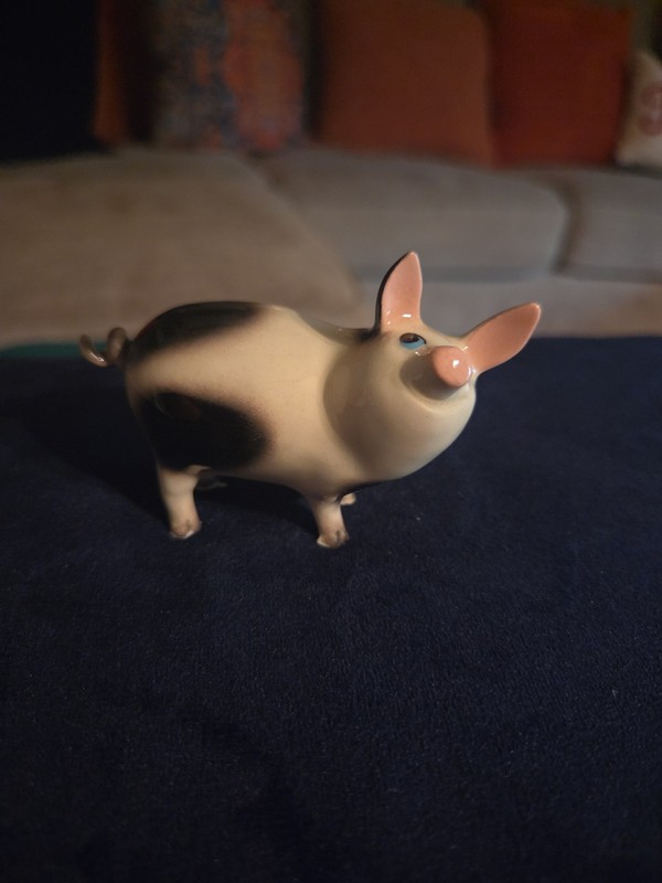 Retired Hagen Renaker Papa Pig