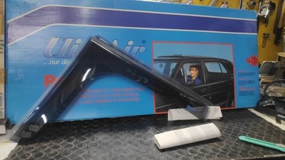 Nos rare wind deflectors ClimAir Citroen AX 2D