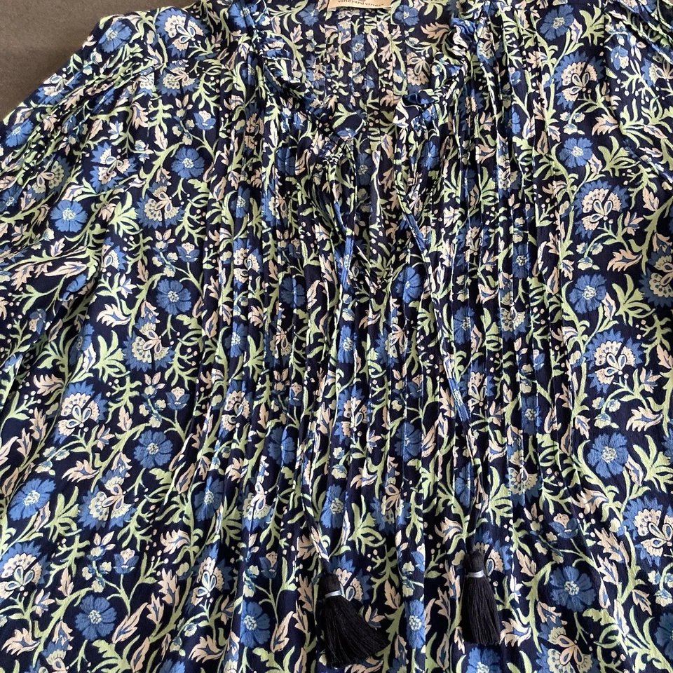 Top Vineyard Vines para mujer mediano jardín botánico pintuck popover manga larga Foto 3 de 4