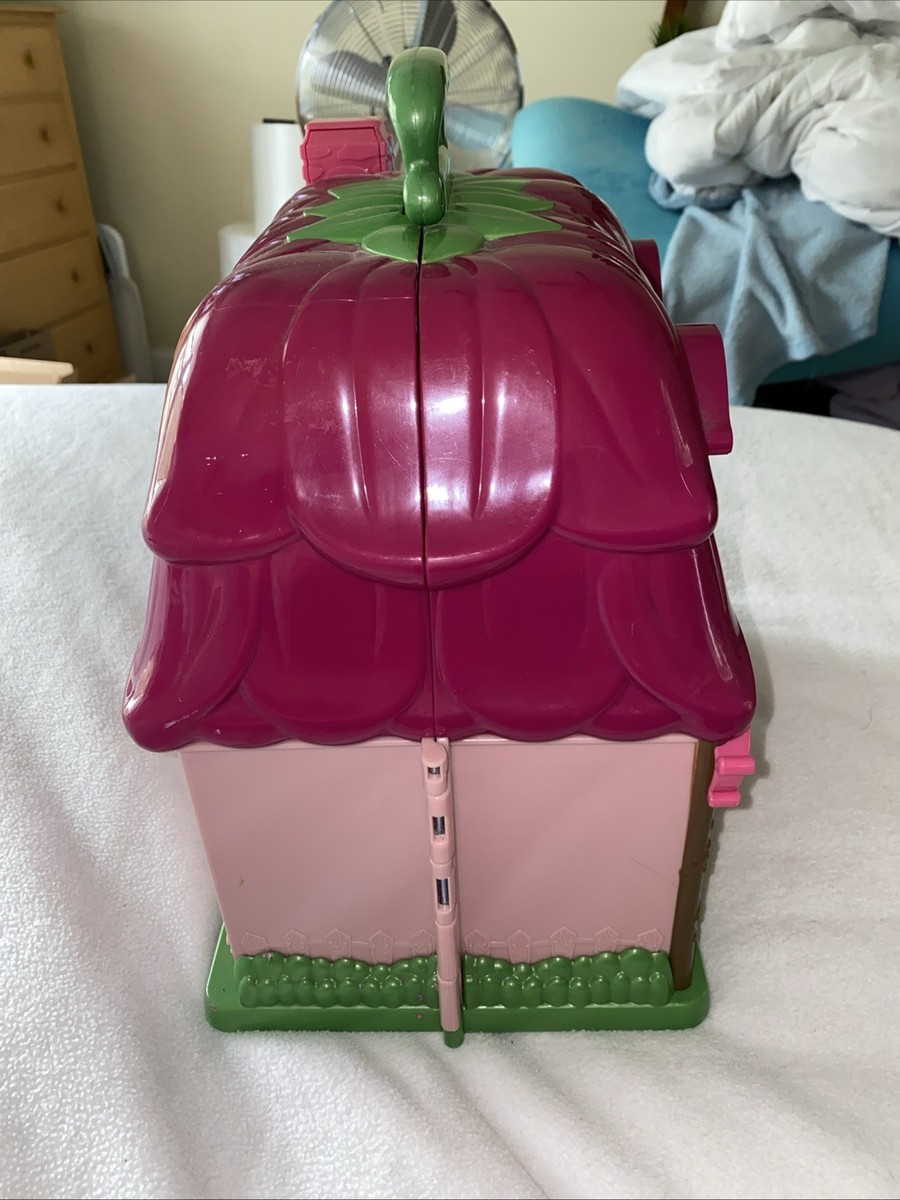 Lil Woodzeez Calico Critters Flower House Pink Portable Woodland