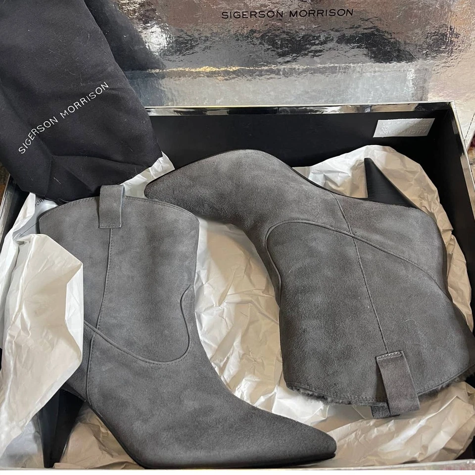 NUEVO EN CAJA Sigerson Morrison 9.5 Gamuza Western Botines Piel de Oveja Cono Tacón Gris Foto 4 de 4