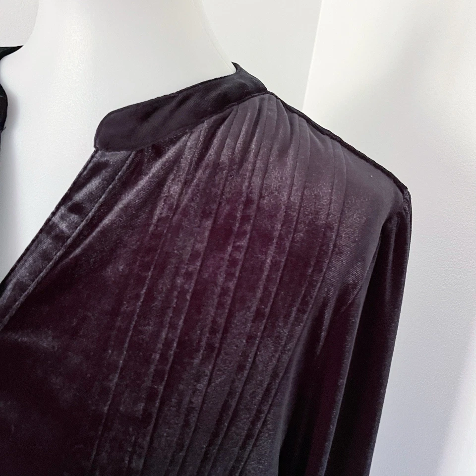 Kim Rogers Velvet Pleated Henley Black Top Blouse Shirt XL 3/4 Roll Tab Sleeve - Image 3 of 4