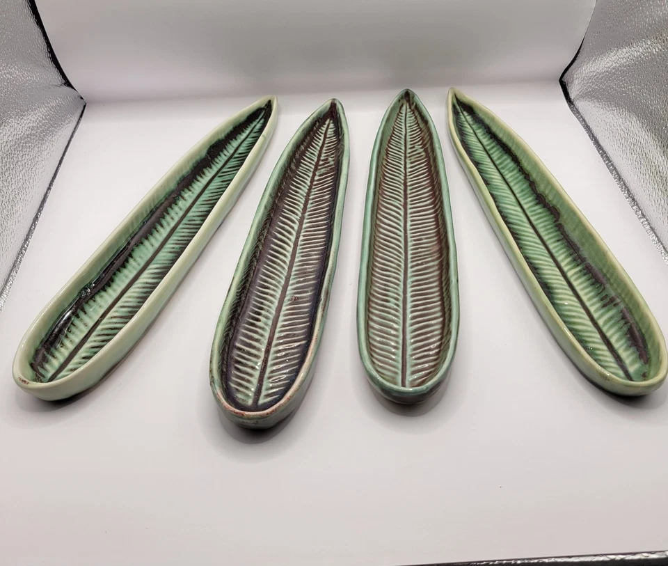 Crate & Barrel Appetizer Leaf Dish Olive Boat Green 11.5” Thailand Set Of 4 - Image 3 of 4