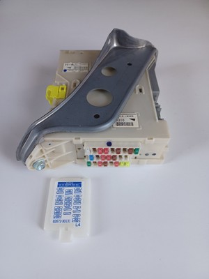 2006-11 Lexus GS300 GS350 GS430 GS460 Left Junction Block Fuse Panel 82730-30271