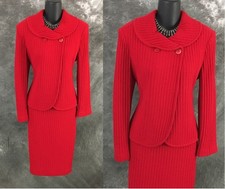 BEAUTIFUL St John knit red jacket skirt suit size 8