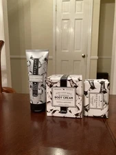 Beekman 1802 VANILLA ABSOLUTE 8 oz Body Cream,3.4 oz Hand Cream, 3.4 oz Soap NEW