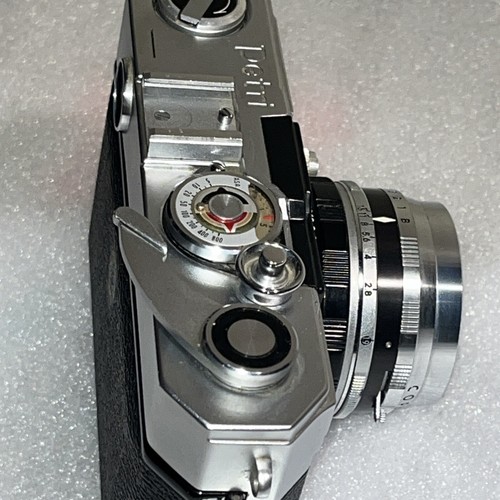 Petri 35mm Rangefinder Camera Color Corrected Super w/ F1.9 4.5cm Lens As Is - Picture 9 of 16