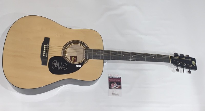PAT METHENY SIGNED NATURAL ACOUSTIC GUITAR AUTOGRAPHED JSA COA