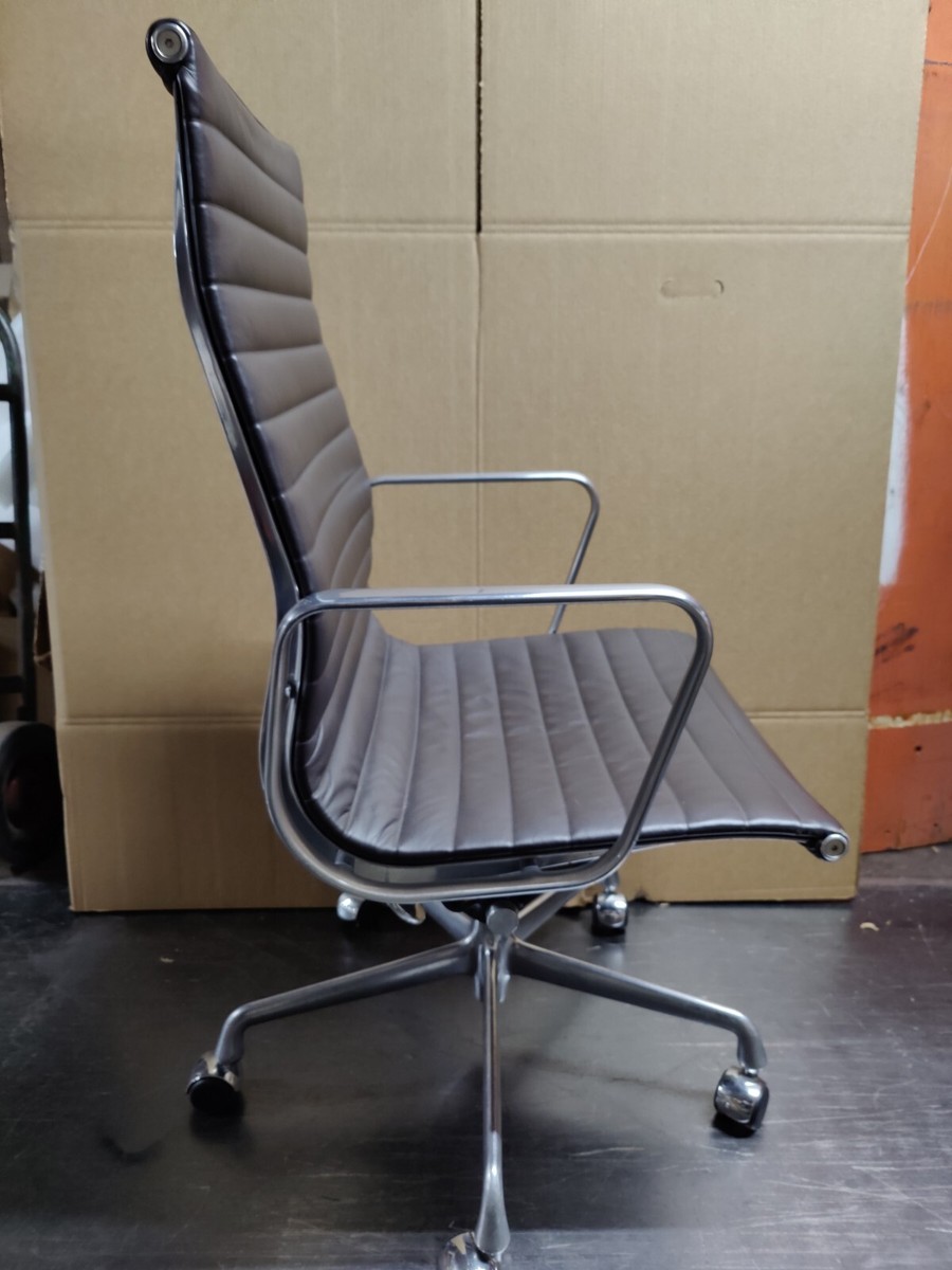 2005 Eames Herman Miller High Executive Aluminum Group Desk Chair