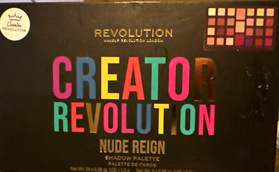 MAKEUP REVOLUTION Creator Revolution Eyeshadow Palette Nude Reign