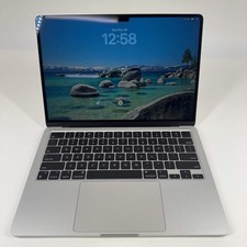 Apple MacBook Air 2022 13