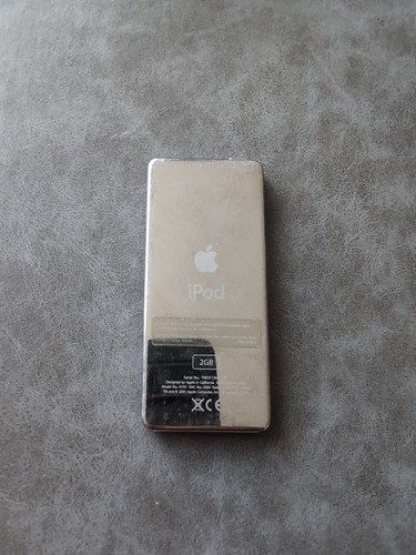 iPod Nano 1st Generation 2GB (Wolfson DAC) - Picture 2 of 2