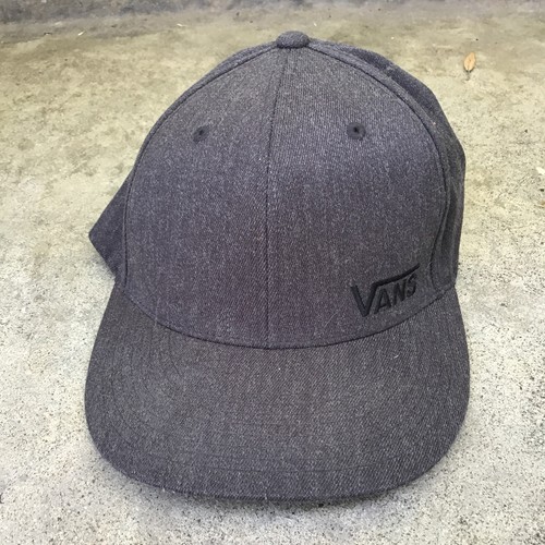 Vans Off The Wall Flexfit Gray Hat Baseball S/M