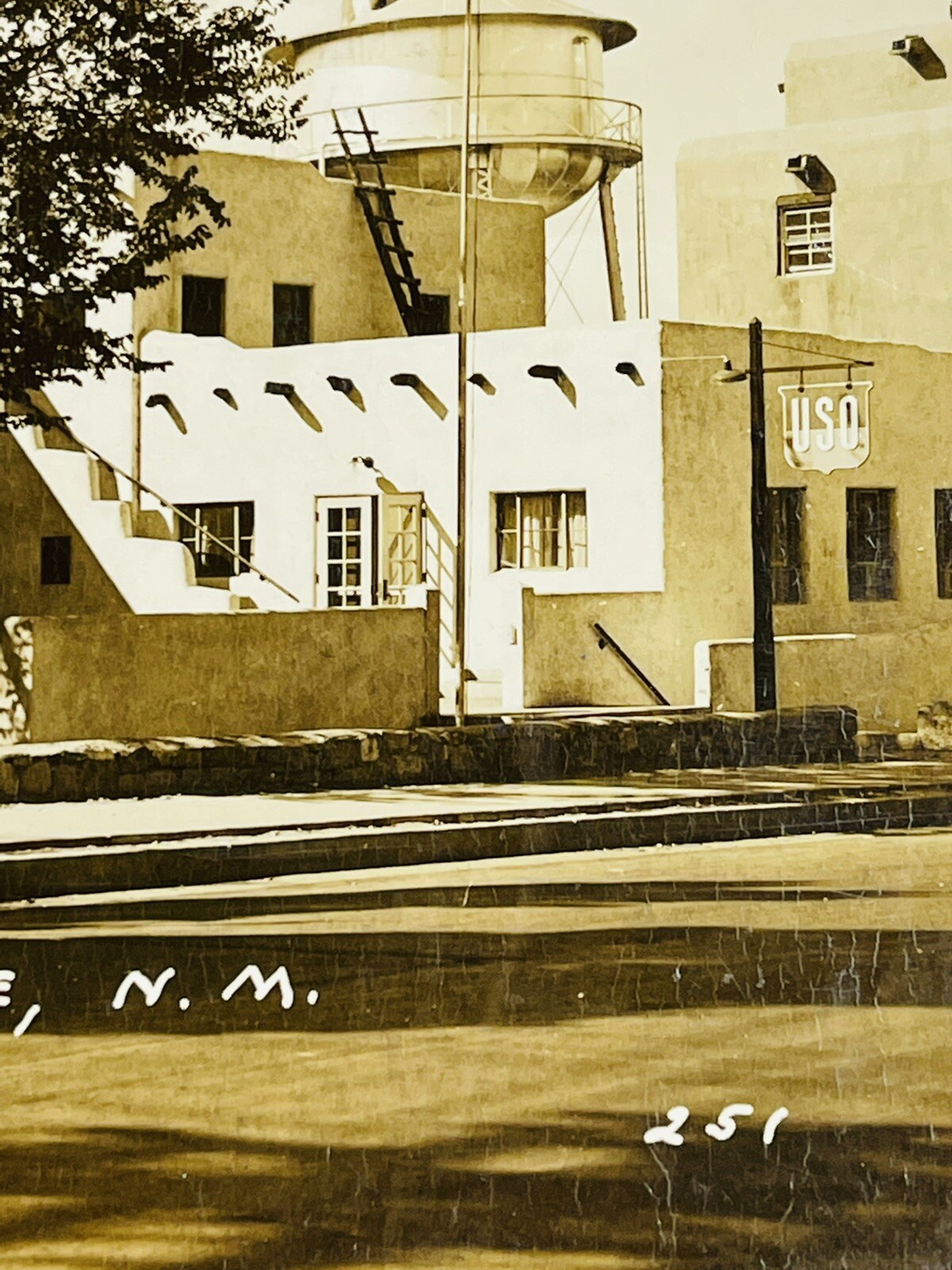 Picture 5 of 9