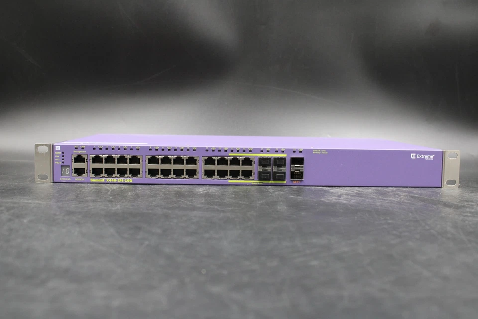 Conmutador de red Gigabit de 24 puertos Extreme Networks Summit SUMMIT X440-24T-10G Foto 2 de 4
