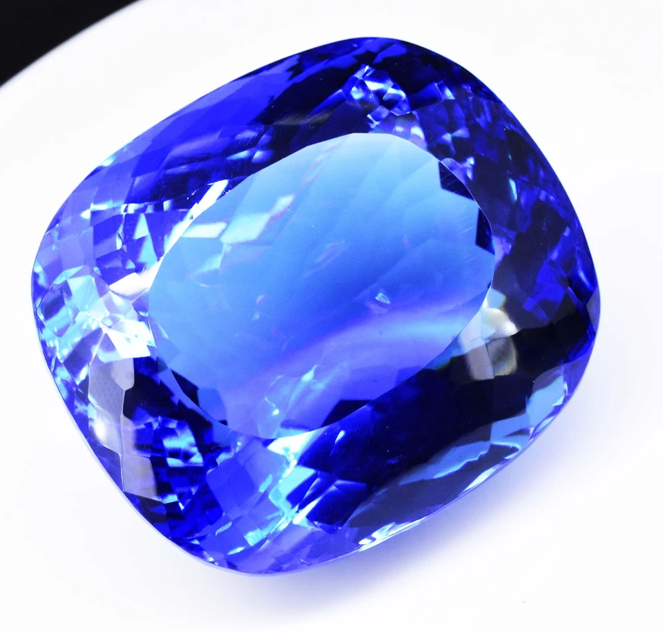 Gigantic Swiss Blue Topaz Cushion 566.95 CERTIFIED Flawless Loose Gemstone - Image 2 of 4