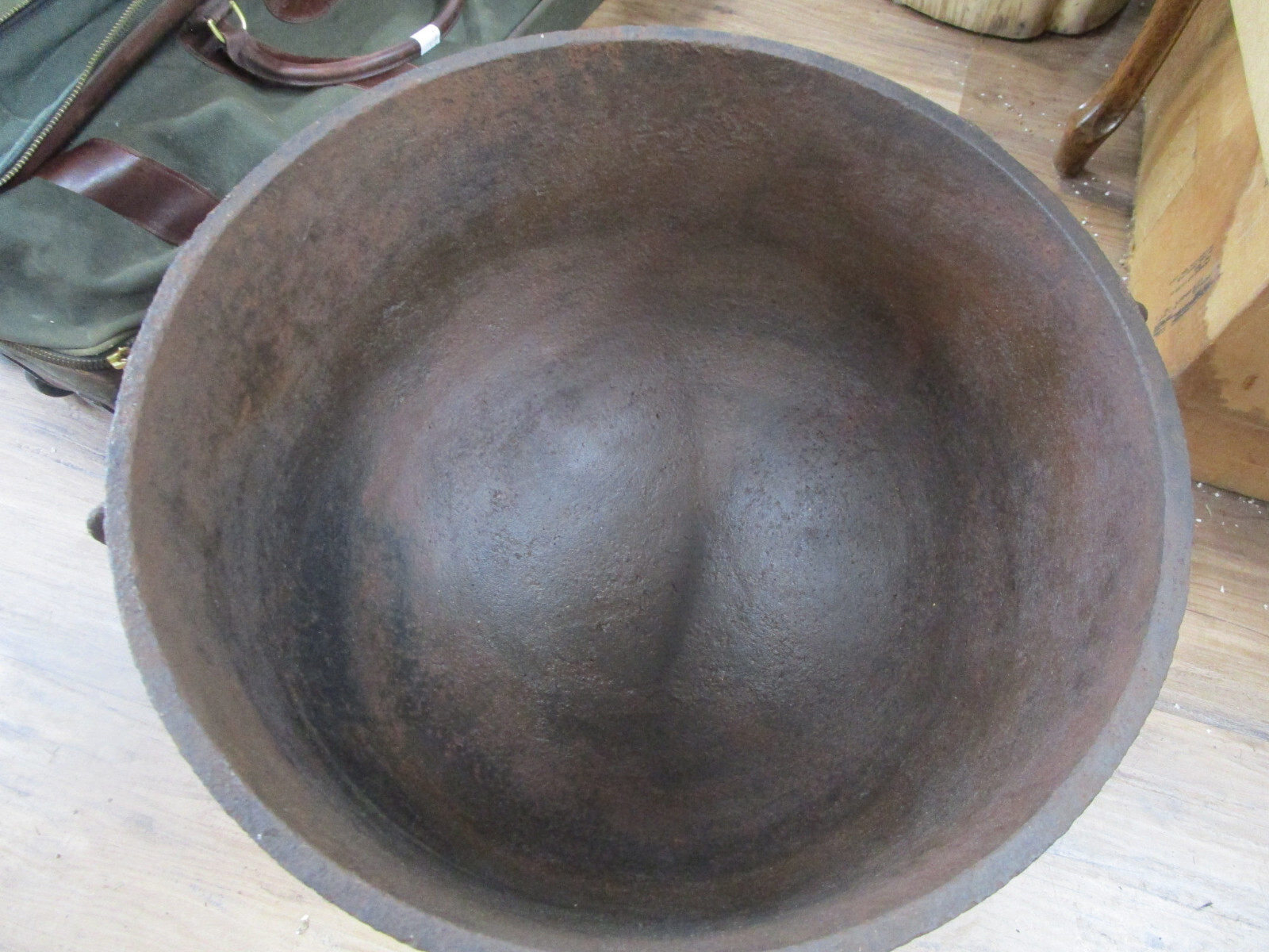 Large Antique Cast Iron Wash Pot Cauldron w/ Gate Mark, Marked 12 A 12