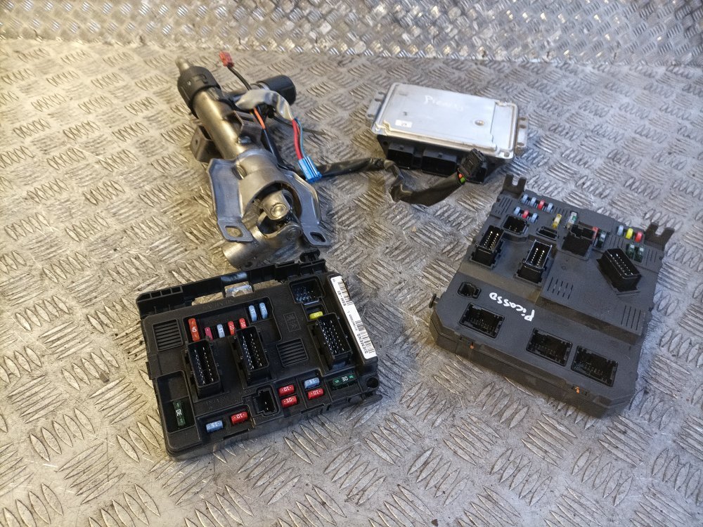 Picture 3 of 12