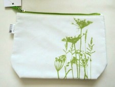 Avon Makeup Make-up Cosmetic Zip Bag White and Green