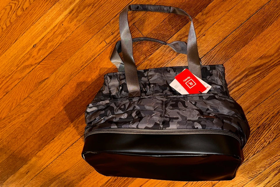 ¡¡Nuevo!! Bolso de mano acolchado Reddy Doggie para perro pequeño Foto 2 de 4