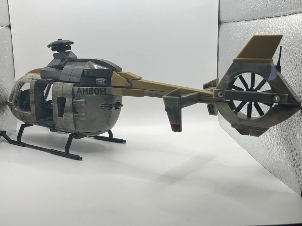 Call Of Duty Mega Construx Urban Assault Copter - Image 2 of 4